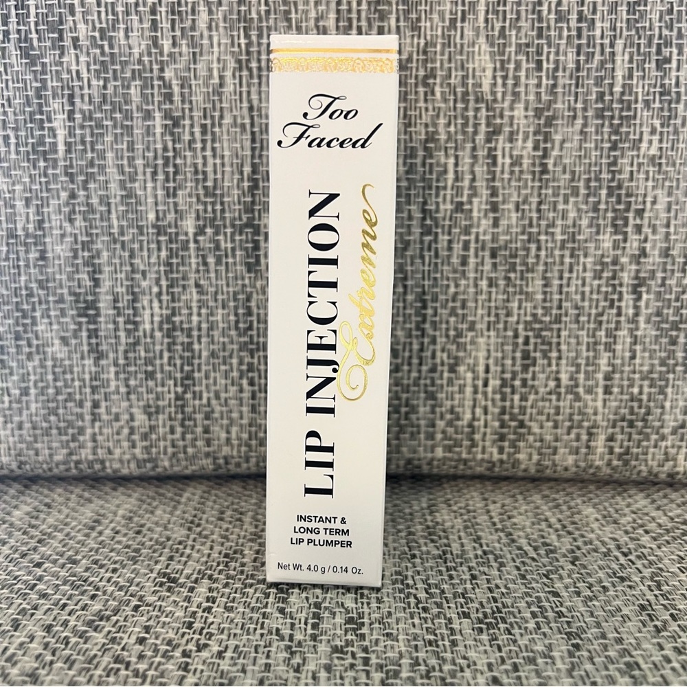 Too Faced lip injection extreme